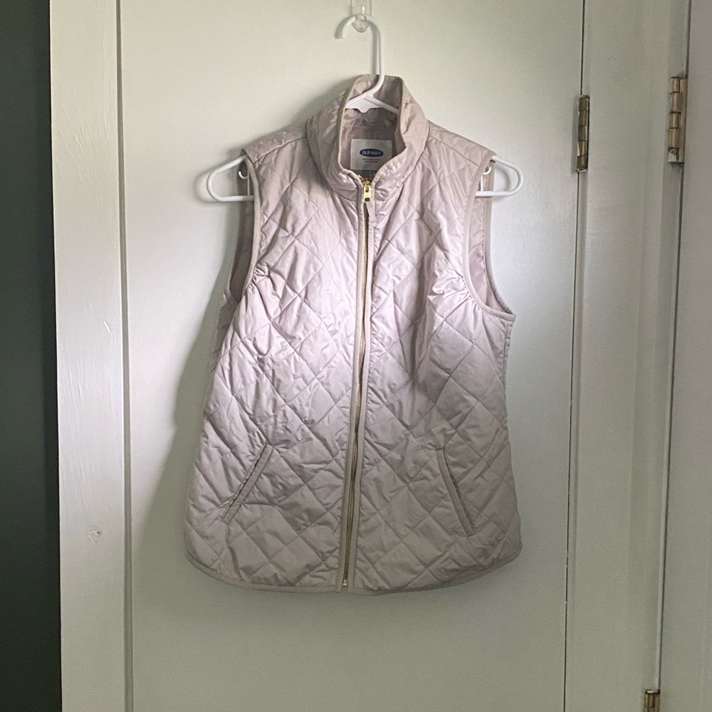 Old Navy quilted vest